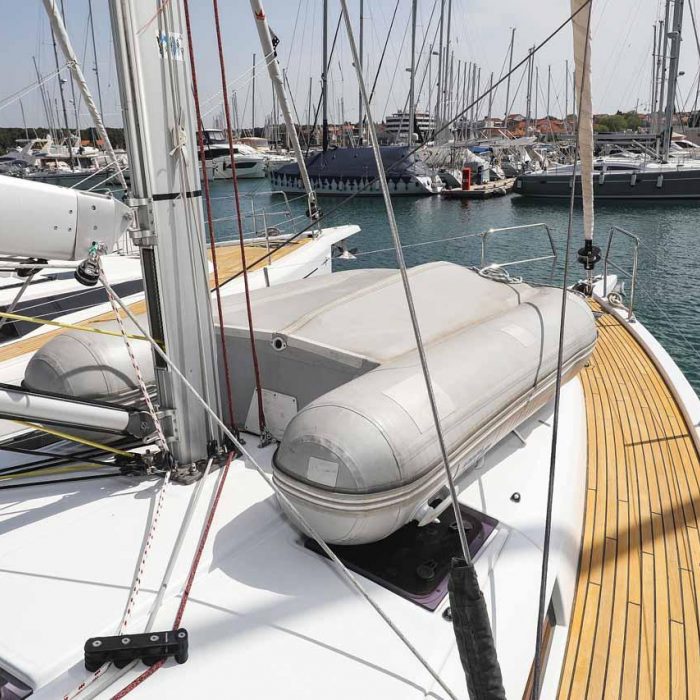 Follow your Dream | Sun Odyssey 440 photo 2