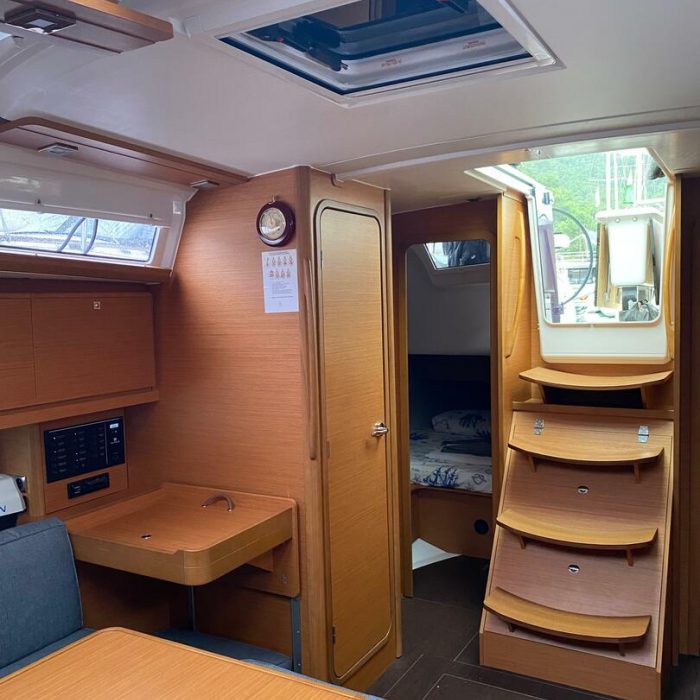 Joy 5 | Dufour 390 Grand Large photo 10
