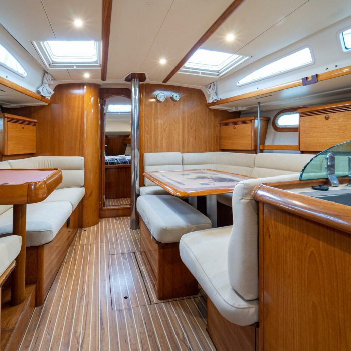 Tatanos | Sun Odyssey 43 photo 19