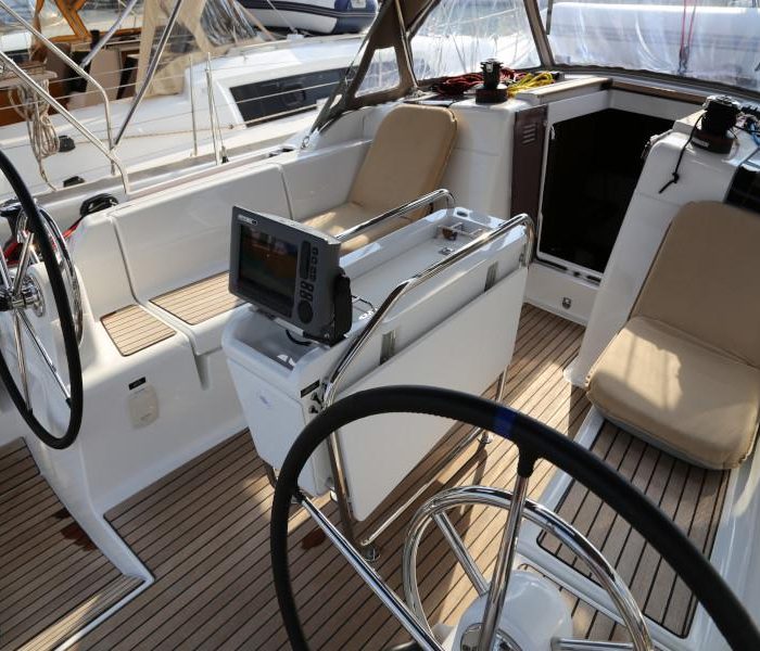 Kandur II | Sun Odyssey 419 photo 7