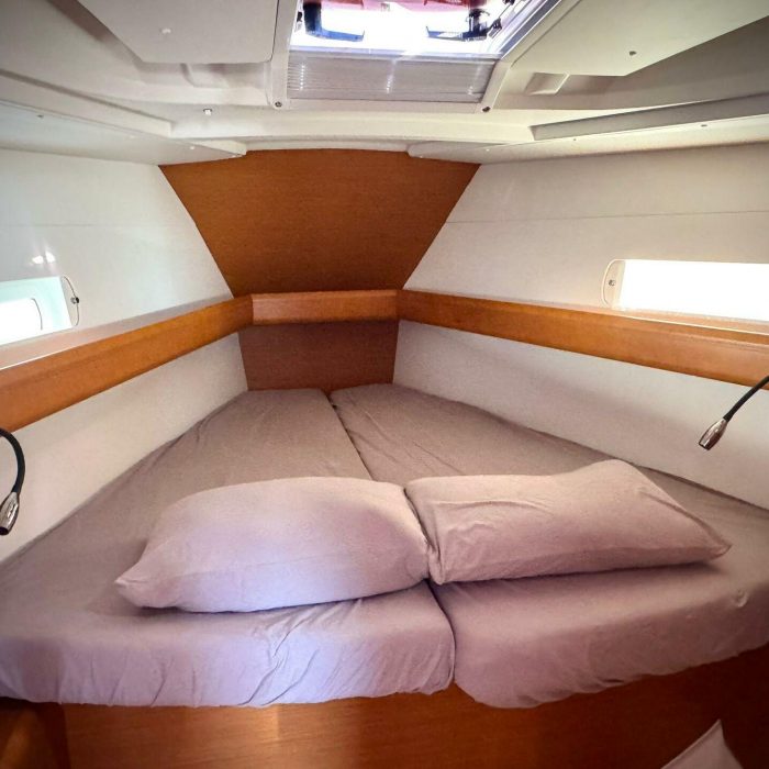 Foxy | Sun Odyssey 419 photo 19