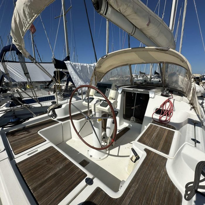 Blu | Oceanis 34 photo 10