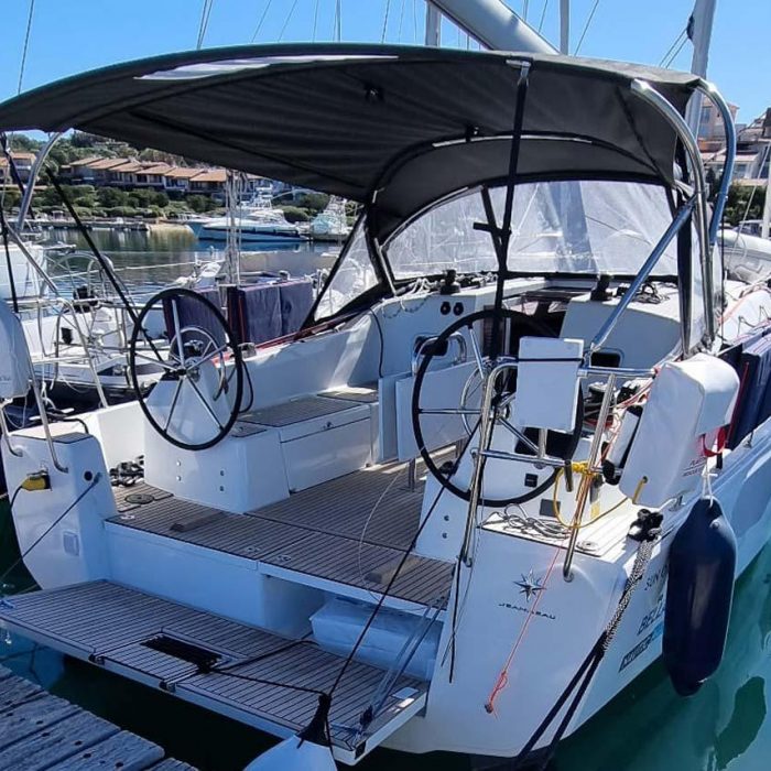 Bella Mia | Sun Odyssey 380 photo 3