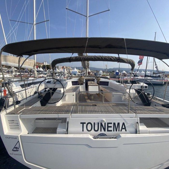 Tounema | Dufour 470 photo 4