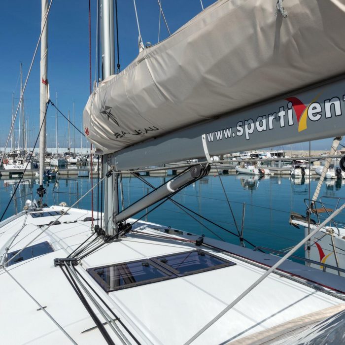 Vittoria - Standard line | Sun Odyssey 440 photo 6