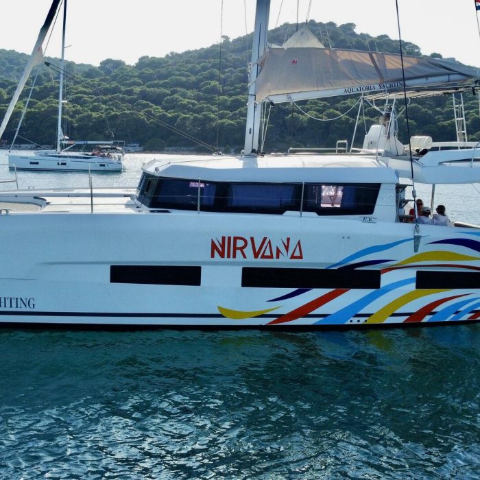 Nirvana | Dufour Catamaran 48 photo 22