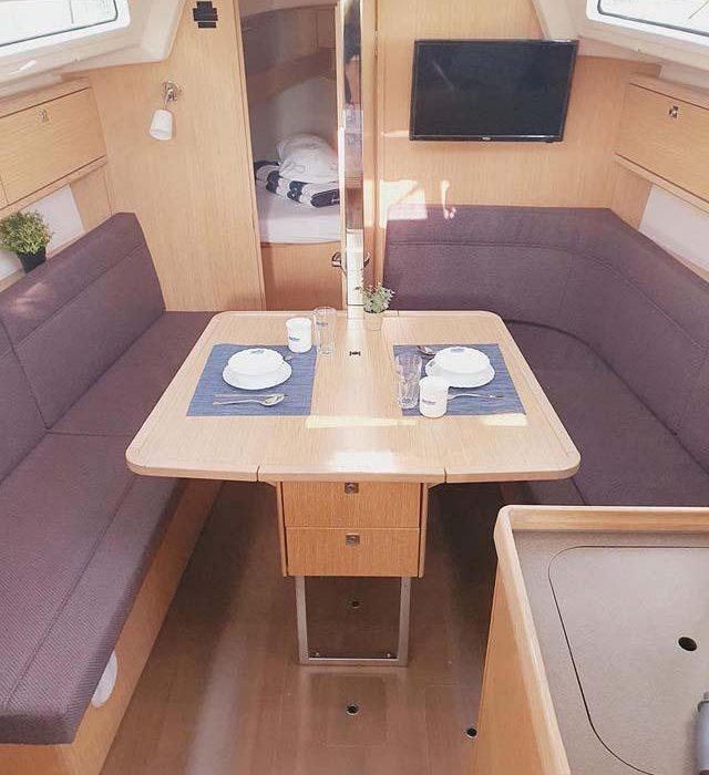Pace | Bavaria Cruiser 34 photo 9