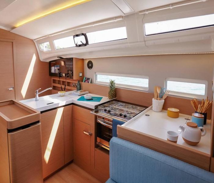 Locean | Sun Odyssey 410 photo 23