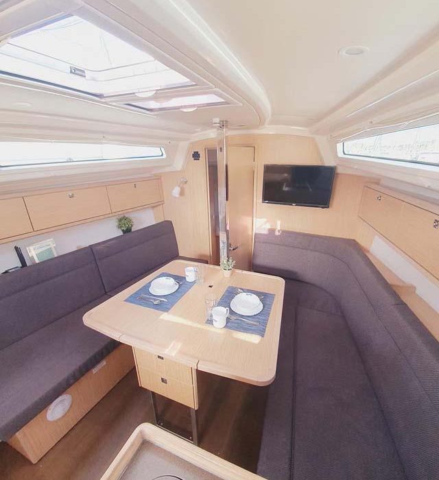 Pace | Bavaria Cruiser 34 photo 4