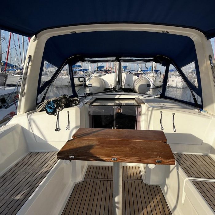 Albarosa | Oceanis 35.1 photo 1