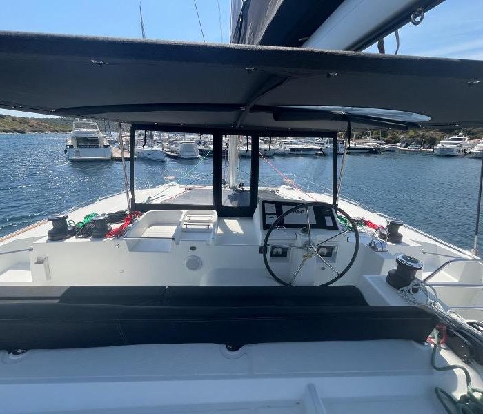 CARIAMA (air condition, generator, water maker, flybridge) | Lagoon 450 Fly photo 15