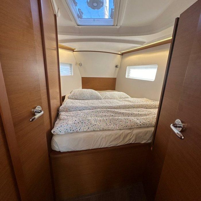 Princess Tia | Sun Odyssey 380 photo 4