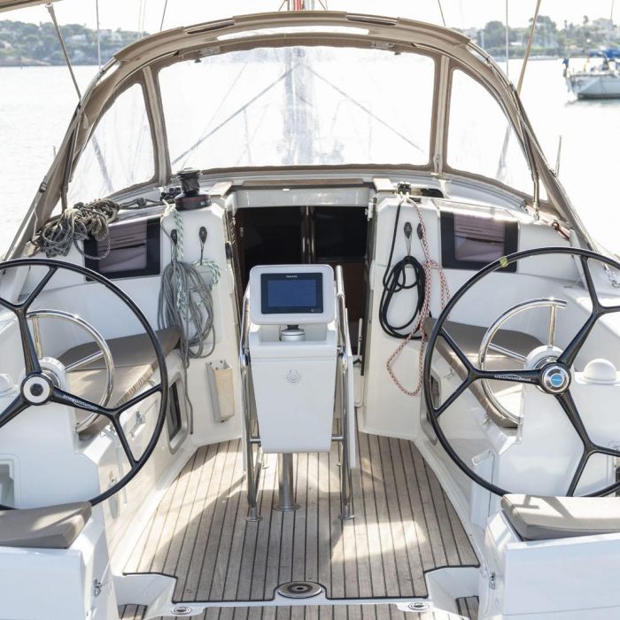 BarElli | Sun Odyssey 389 photo 2