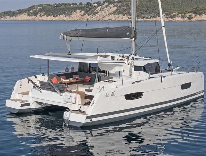 Vetrohod | Fountaine Pajot Isla 40 photo 1