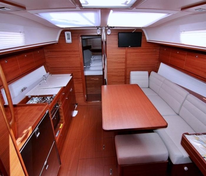 Thelma | Dufour 382 Grand Large photo 8