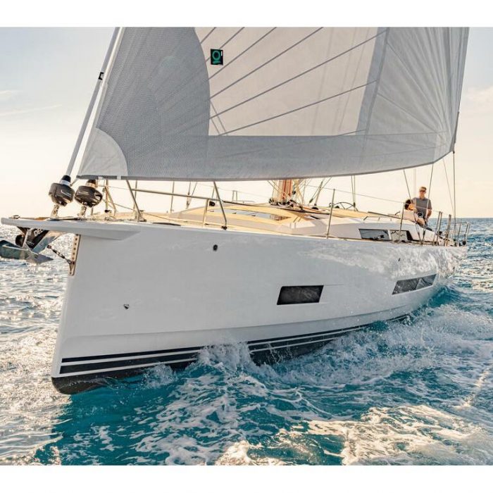 Gin Tonic | Hanse 460 photo 1