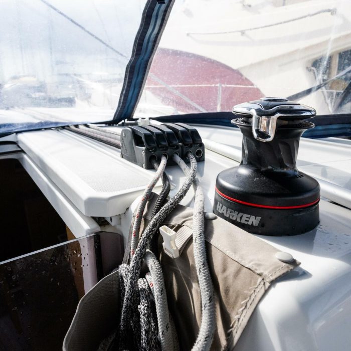 Clio - Standard Line | Oceanis 40.1 photo 7