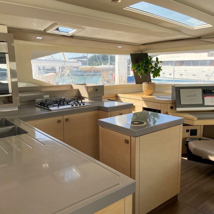 Maravelle | Fountaine Pajot Saona 47 Quintet - 5 + 1 cab. photo 5