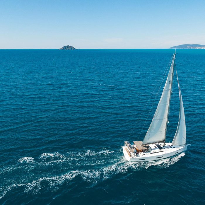 Medea - Water maker, Solar Panel | Dufour 530 photo 5