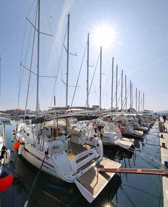 Julia III | Bavaria Cruiser 45 photo 7
