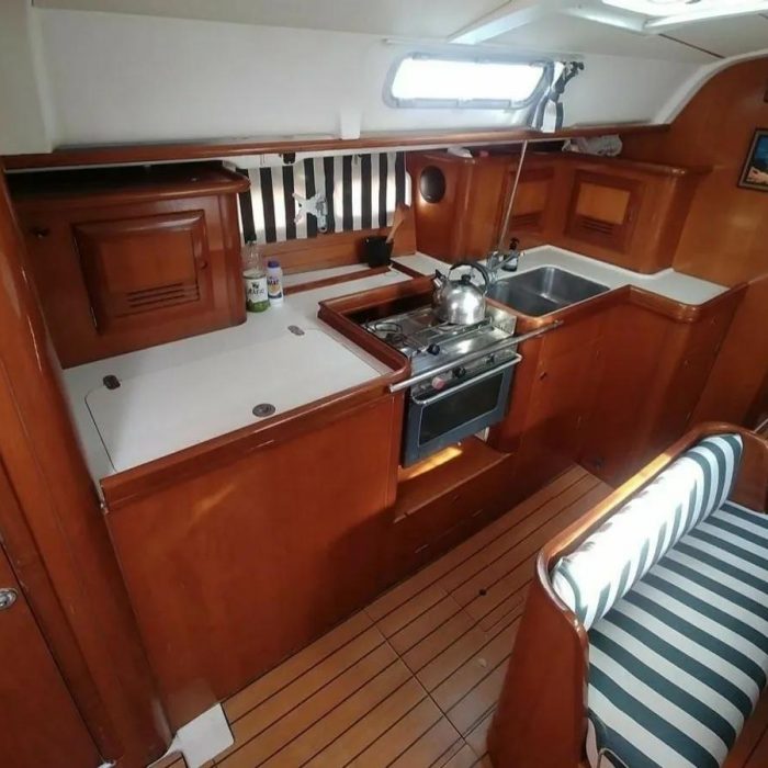 Rota | Oceanis 411 photo 7