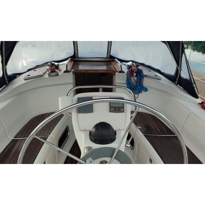 Tritonas | Bavaria 38 Cruiser photo 5