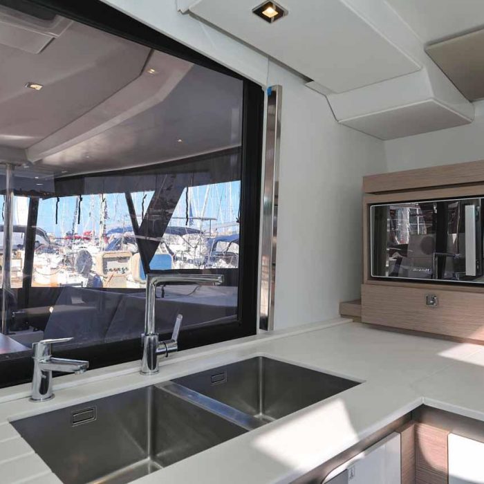 Maya I | Fountaine Pajot Tanna 47 photo 17