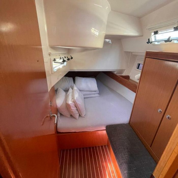 Allegro | Bavaria Cruiser 40 S photo 9