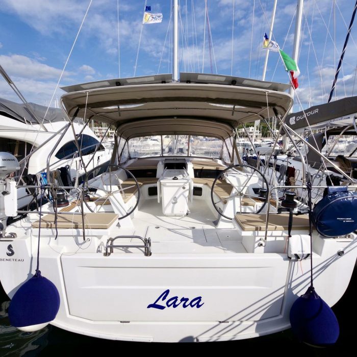 Lara - Water maker, Solar Panel | Oceanis 51.1 photo 7