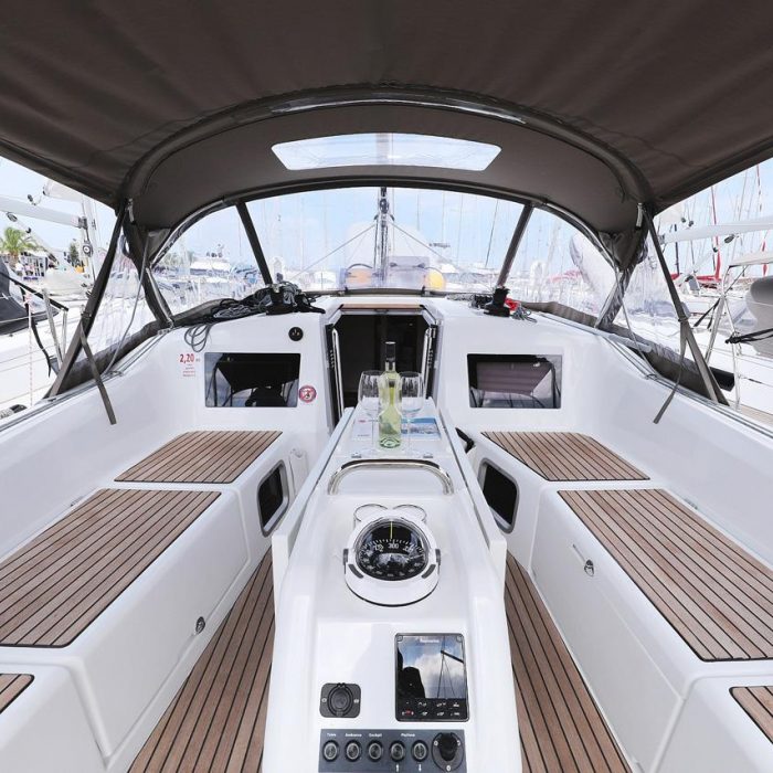 Beauty | Sun Odyssey 410 photo 3