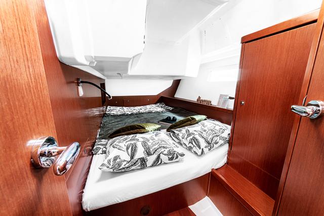 Theia | Oceanis 45 photo 28