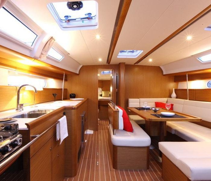 Capella II | Sun Odyssey 44 i photo 6