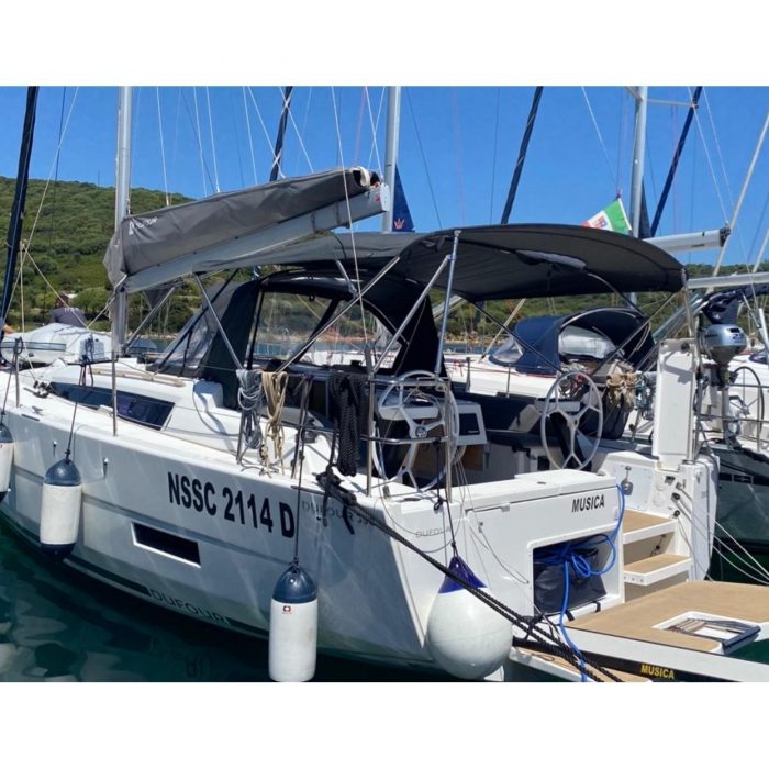 Musica | Dufour 390 Grand Large photo 5