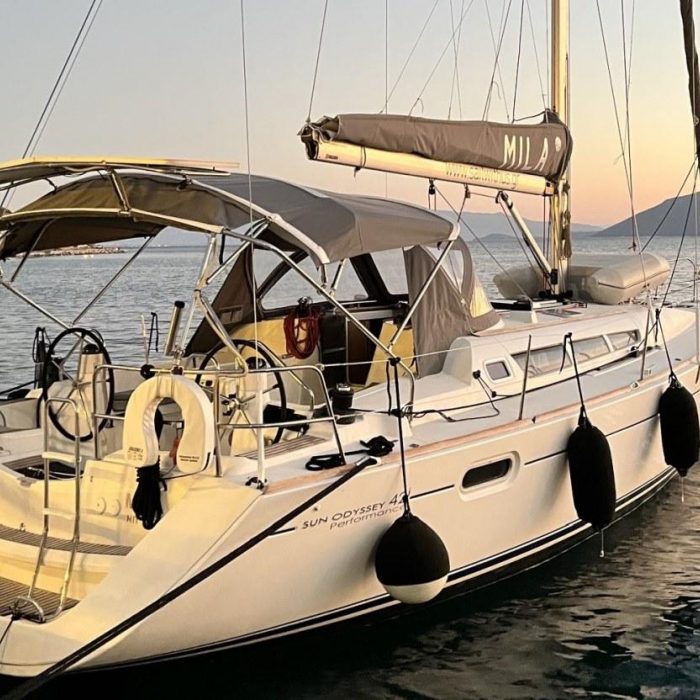 Mila | Sun Odyssey 42i photo 2