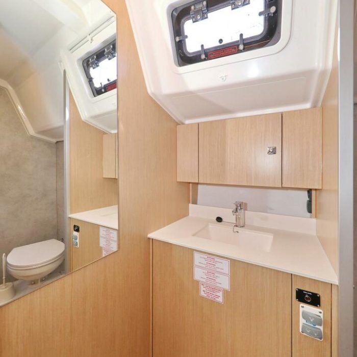 Levente | Bavaria C42 photo 35