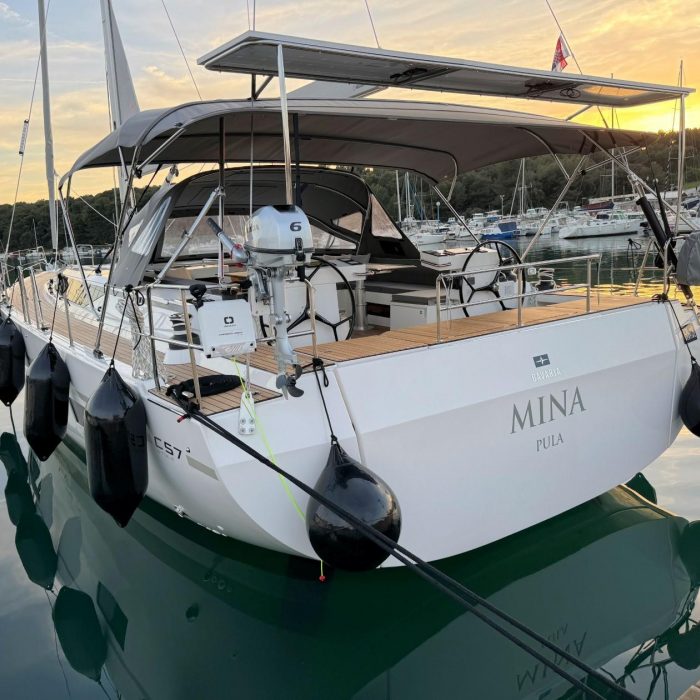 Mina | Bavaria C57 photo 20