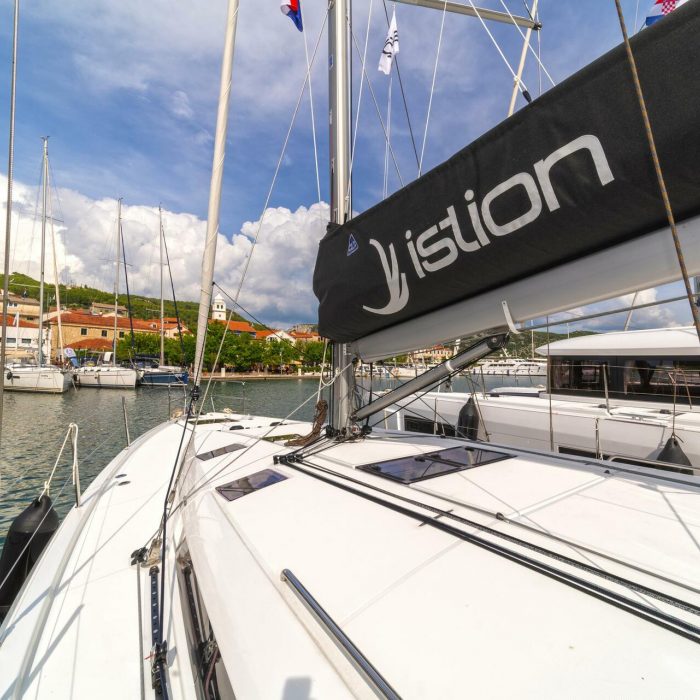 First Ride | Sun Odyssey 490 photo 8