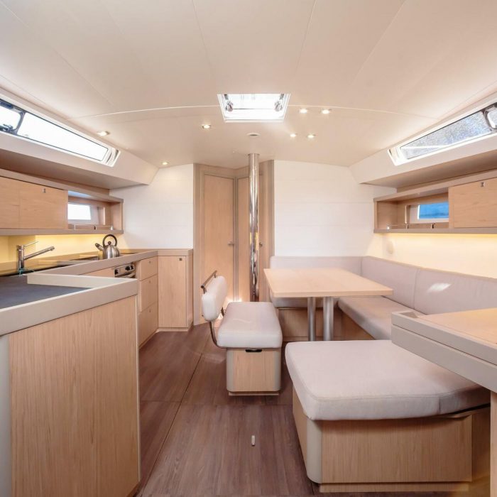 Mizzica | Oceanis 45 photo 8