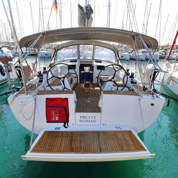 Pretty Woman | Hanse 415 photo 4