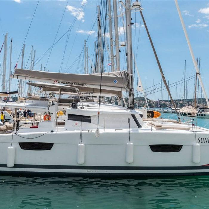 Sunny Wave | Fountaine Pajot Saona 47 Quintet photo 2