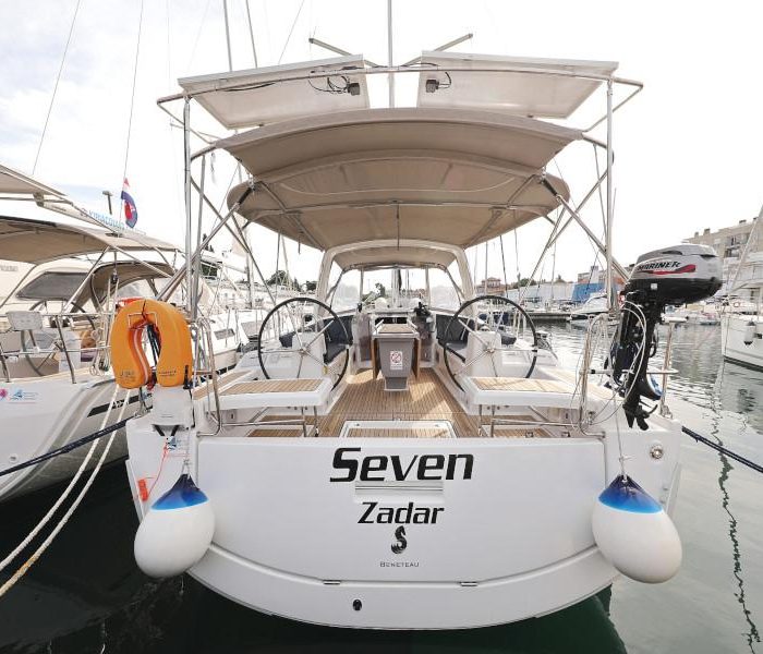 Seven | Oceanis 41.1 photo 22