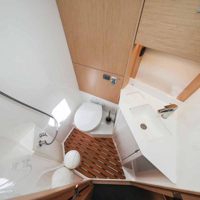 Delizia | Bavaria C46 photo 14