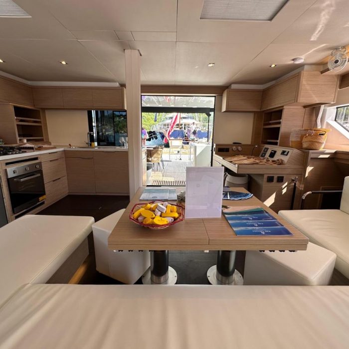 Maui- FIRST CLASS | Lagoon 55 photo 19
