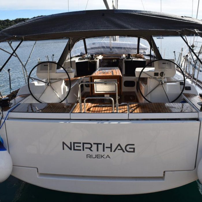 Nerthag | Dufour 520 GL photo 10