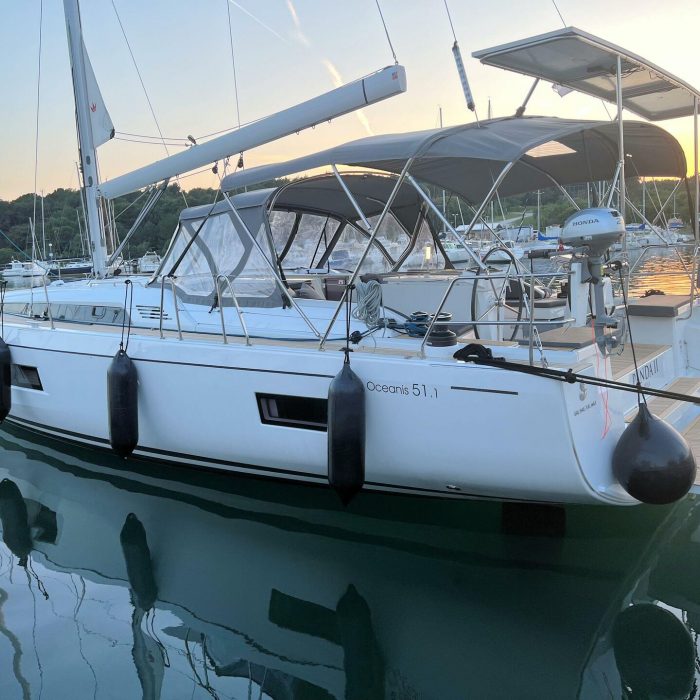 Panda II | Oceanis 51.1 photo 10