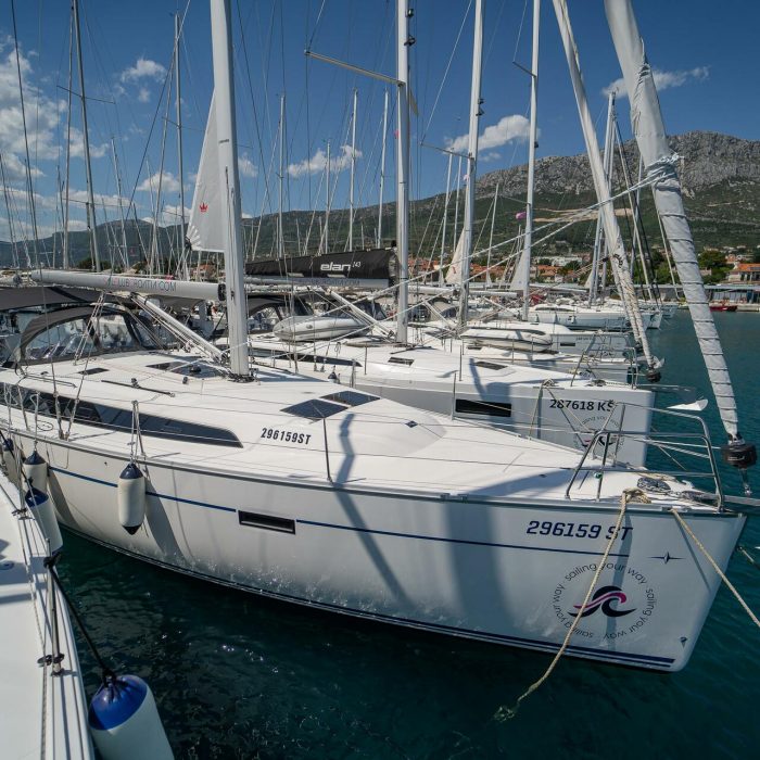 Nauti Girl | Bavaria Cruiser 46 photo 42