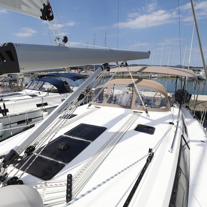 Sunshine | Bavaria Cruiser 46 Style photo 4