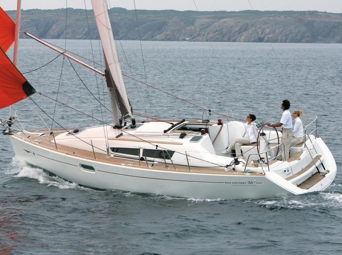 Bliksem | Sun Odyssey 36i photo 11