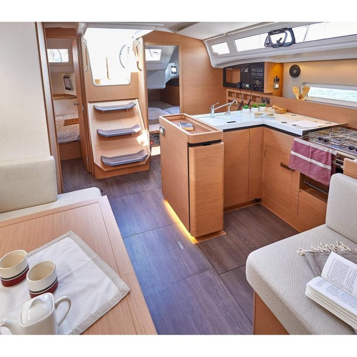 Bella | Sun Odyssey 410 photo 6