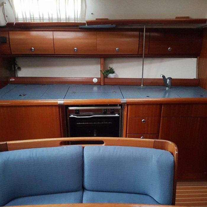 Azzurro | Bavaria 41 photo 8
